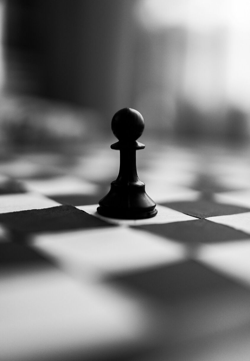 Zbuduj własnego AI stratega. Model 4 elementów pracy z AI.